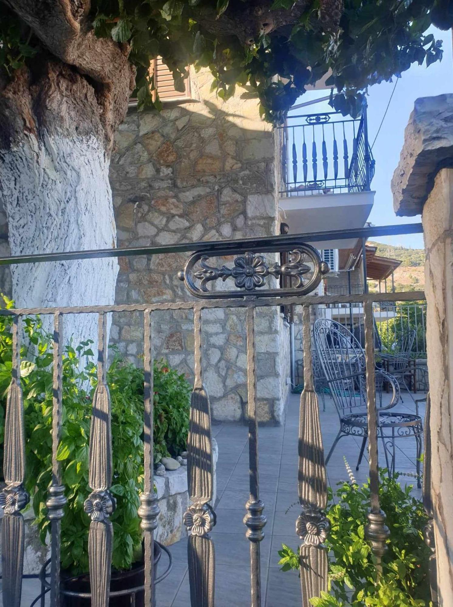 View By The Castle Nafpaktos 빌라 외부 사진